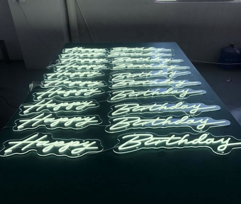 Urlaubsgeschäft Essential 12V Wasserdicht RGB Flexibles Silizium LED Neon-Schildlicht