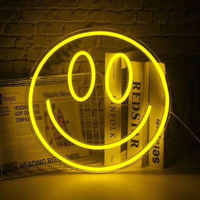 5V Spannung LED Lächelndes Gesicht Zeichen angepasste Wanddekoration für Teenager Mädchen Preppy Zimmer Dekoration