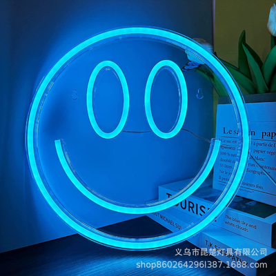 5V Spannung LED Lächelndes Gesicht Zeichen angepasste Wanddekoration für Teenager Mädchen Preppy Zimmer Dekoration