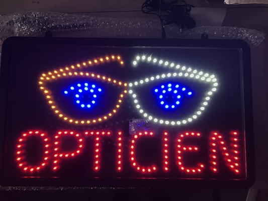 Pixel Pitch 22*13 Zoll LED-Augenbrauen-Drehschild CE RoHS LVD-zertifiziert für Innenräume