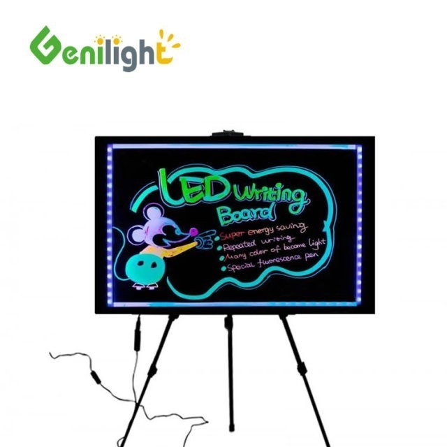 Gute Windschutzfähigkeit Neues Schreibbrett mit LED-Schriftzeichen mit Marker Pen
